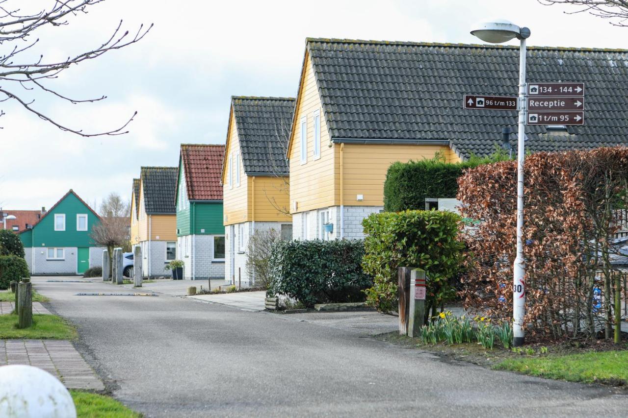 Vakantiewoning 114 In Villapark De Oesterbaai Wemeldinge Luaran gambar